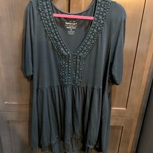Beautiful flowy top